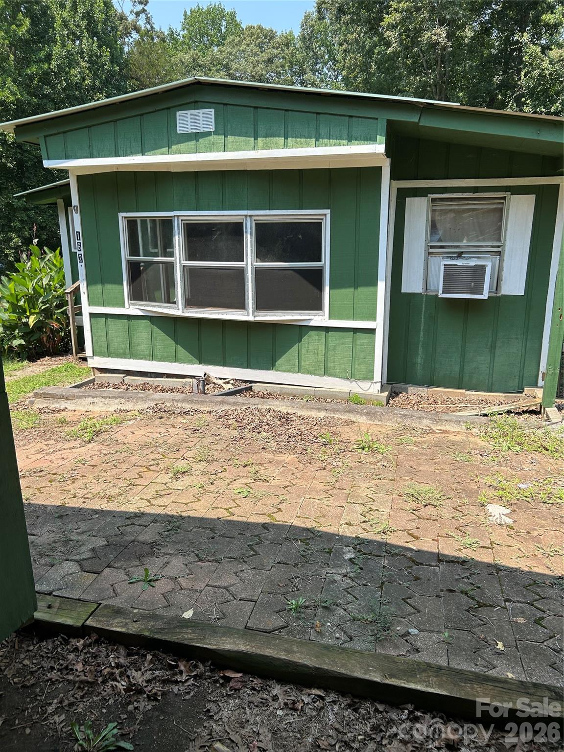 162 Oak Tree Drive