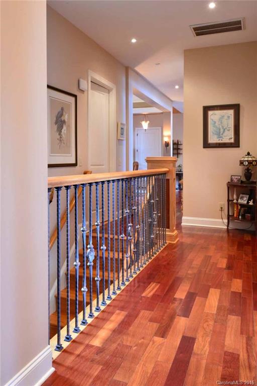The Ridge On Tillery - Residential