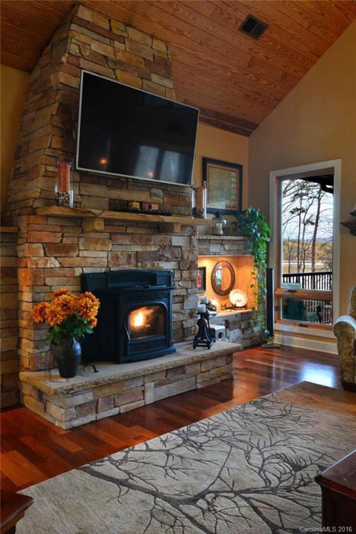 The Ridge On Tillery - Residential