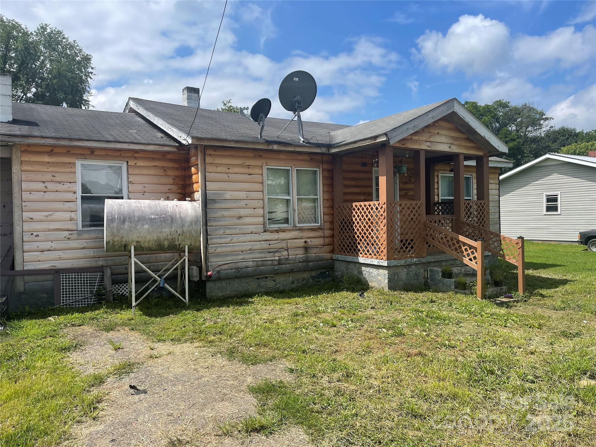 49 Robinson Street