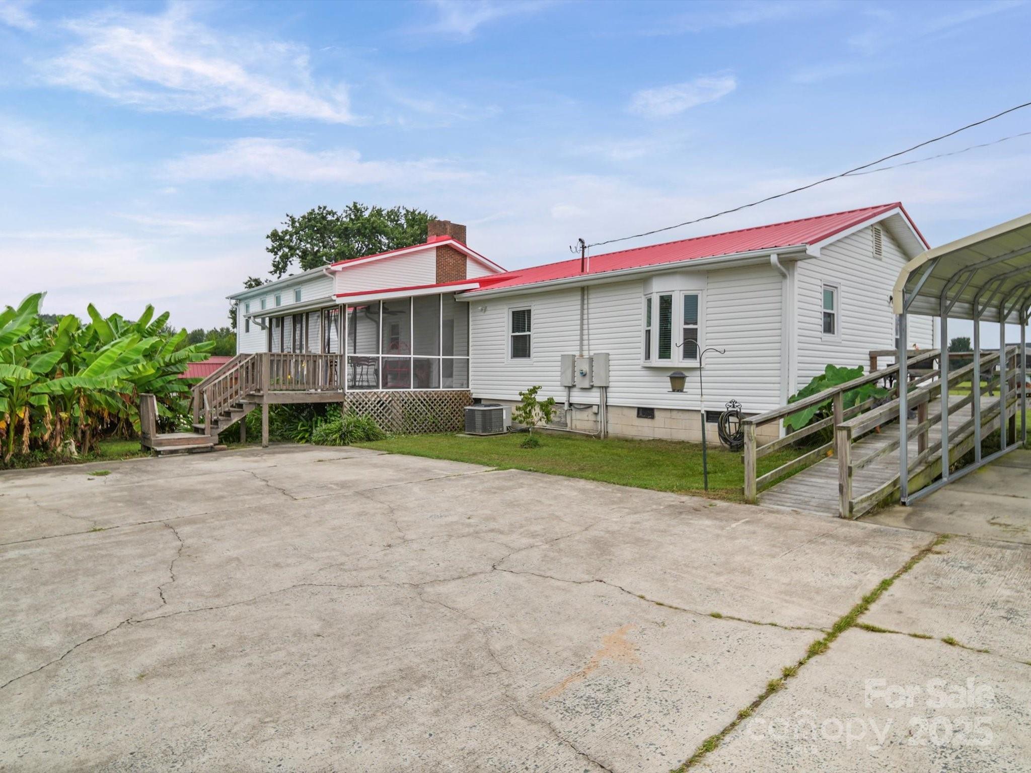 2708 Camden Road