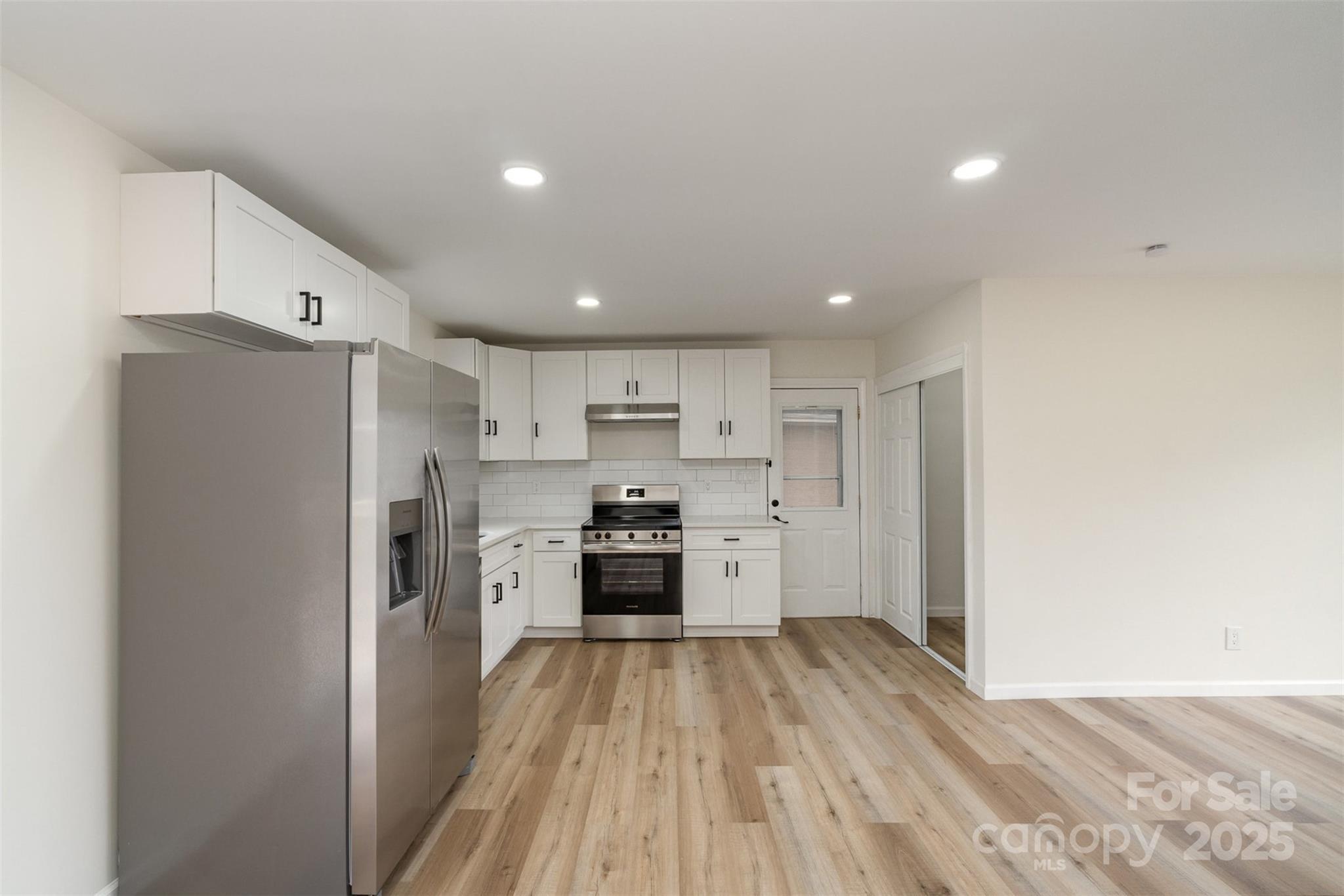 Colony Acres - Residential