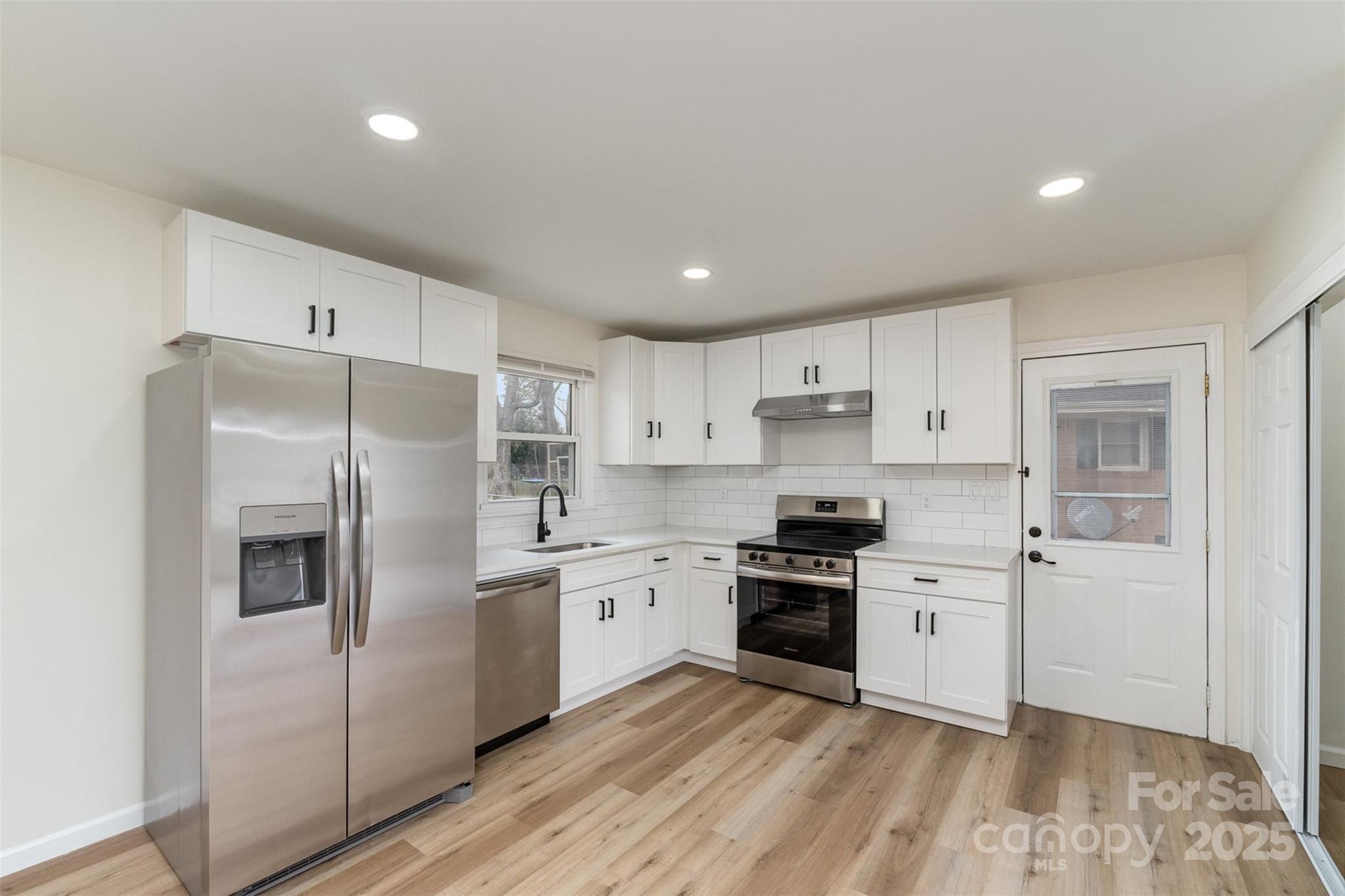 Colony Acres - Residential