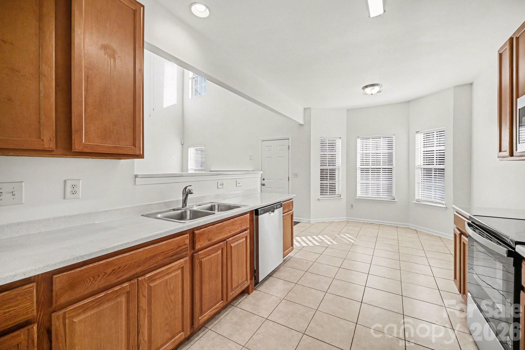 Lexington Commons - Residential