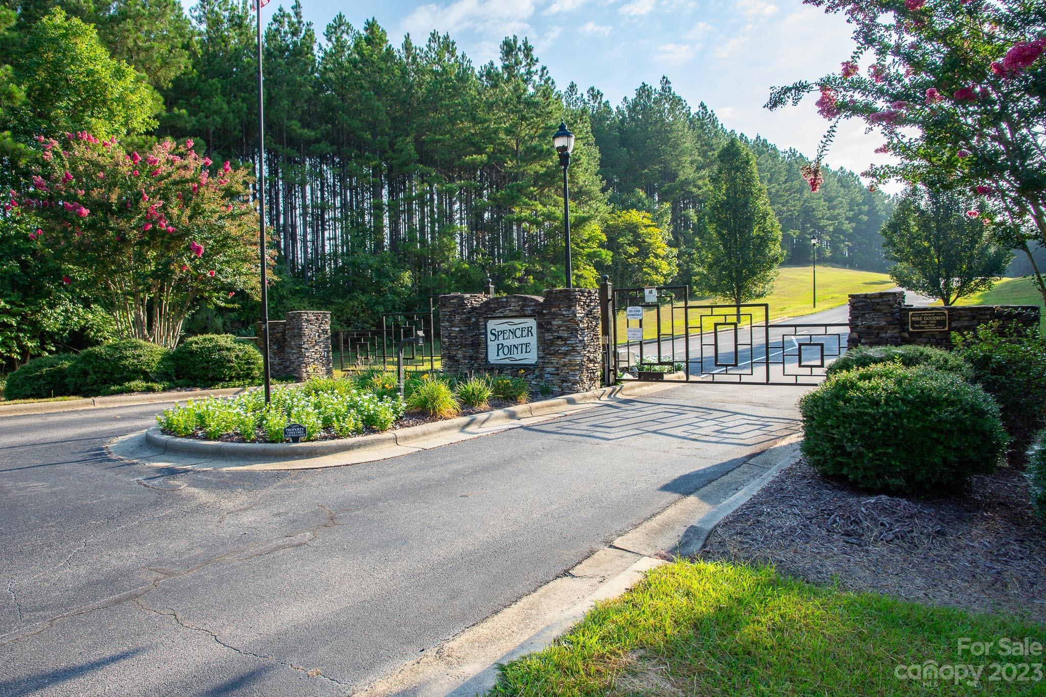 Spencer Pointe - Land