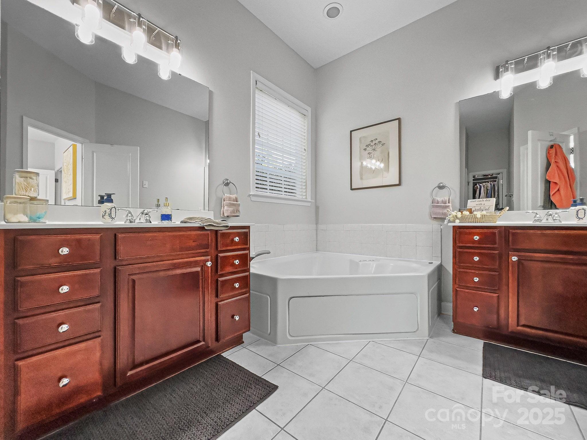 Lakeshore - Residential