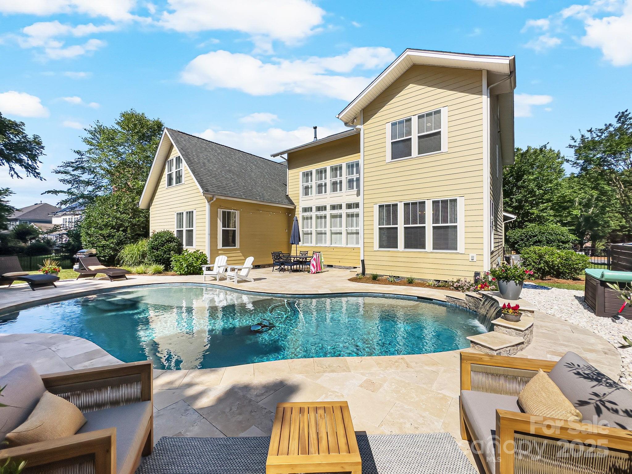 Lakeshore - Residential