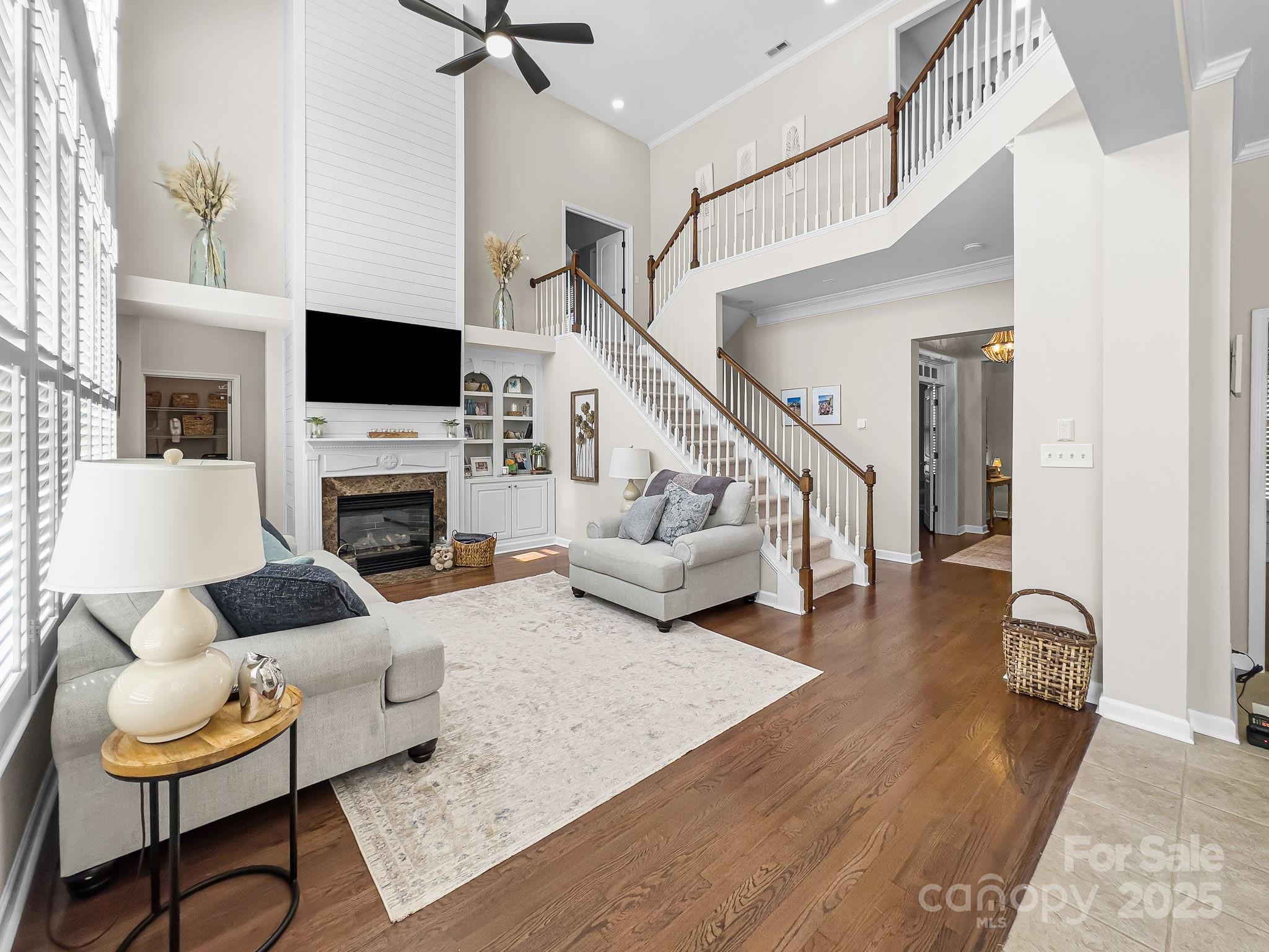 Lakeshore - Residential