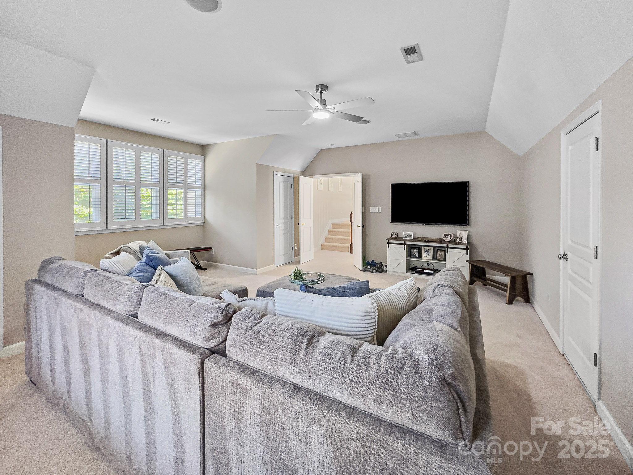 Lakeshore - Residential