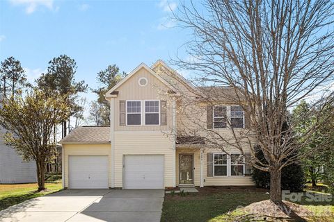 Photo of 1806 Tradd Avenue, Clover, SC 29710 (MLS # 4362230)