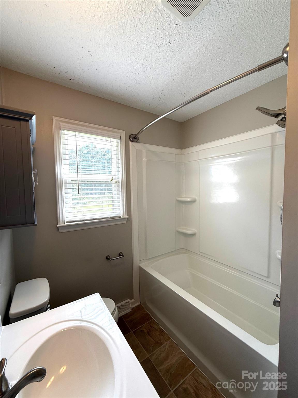 Amy Acres - Residential Lease