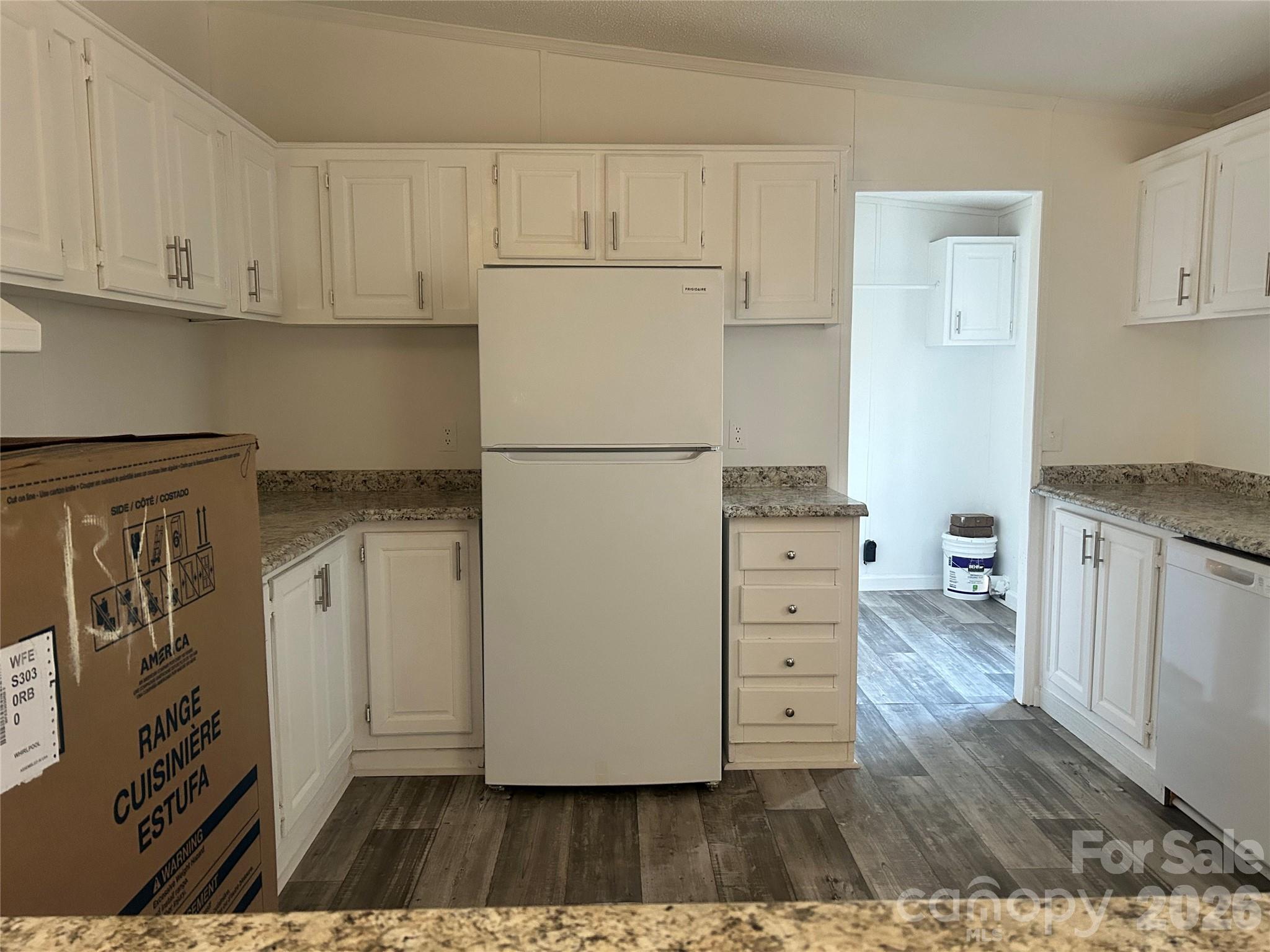 Smith Lake - Residential