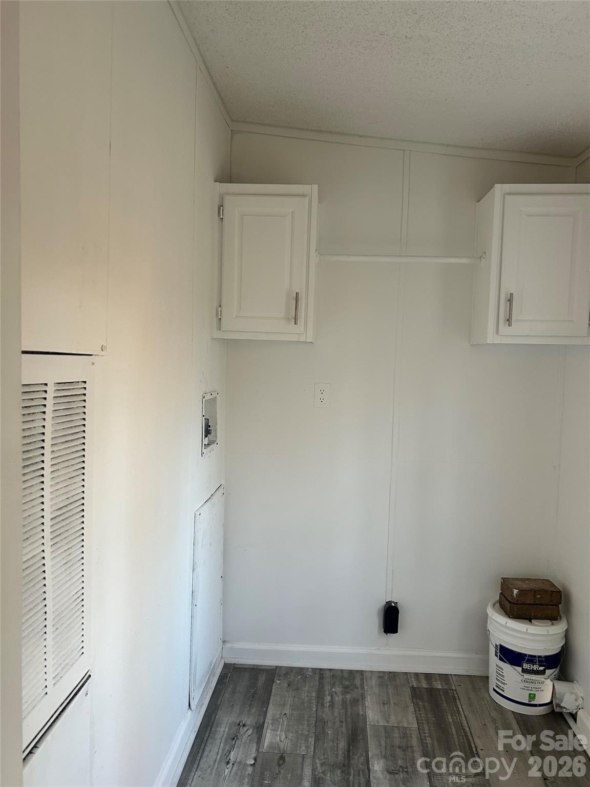 Smith Lake - Residential