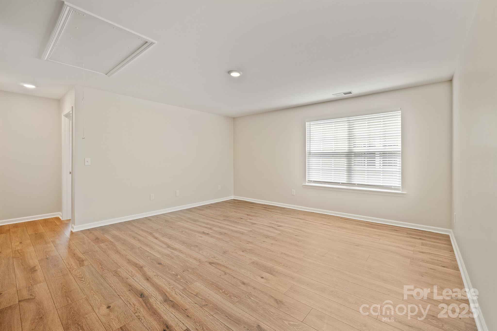 Chateau - Residential Lease