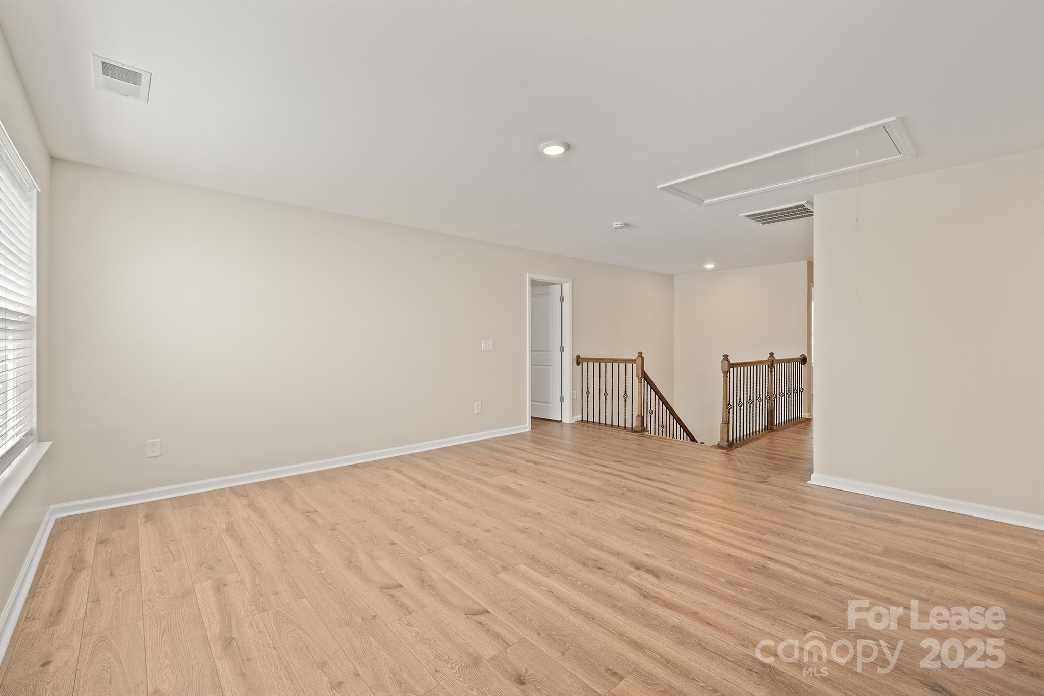 Chateau - Residential Lease