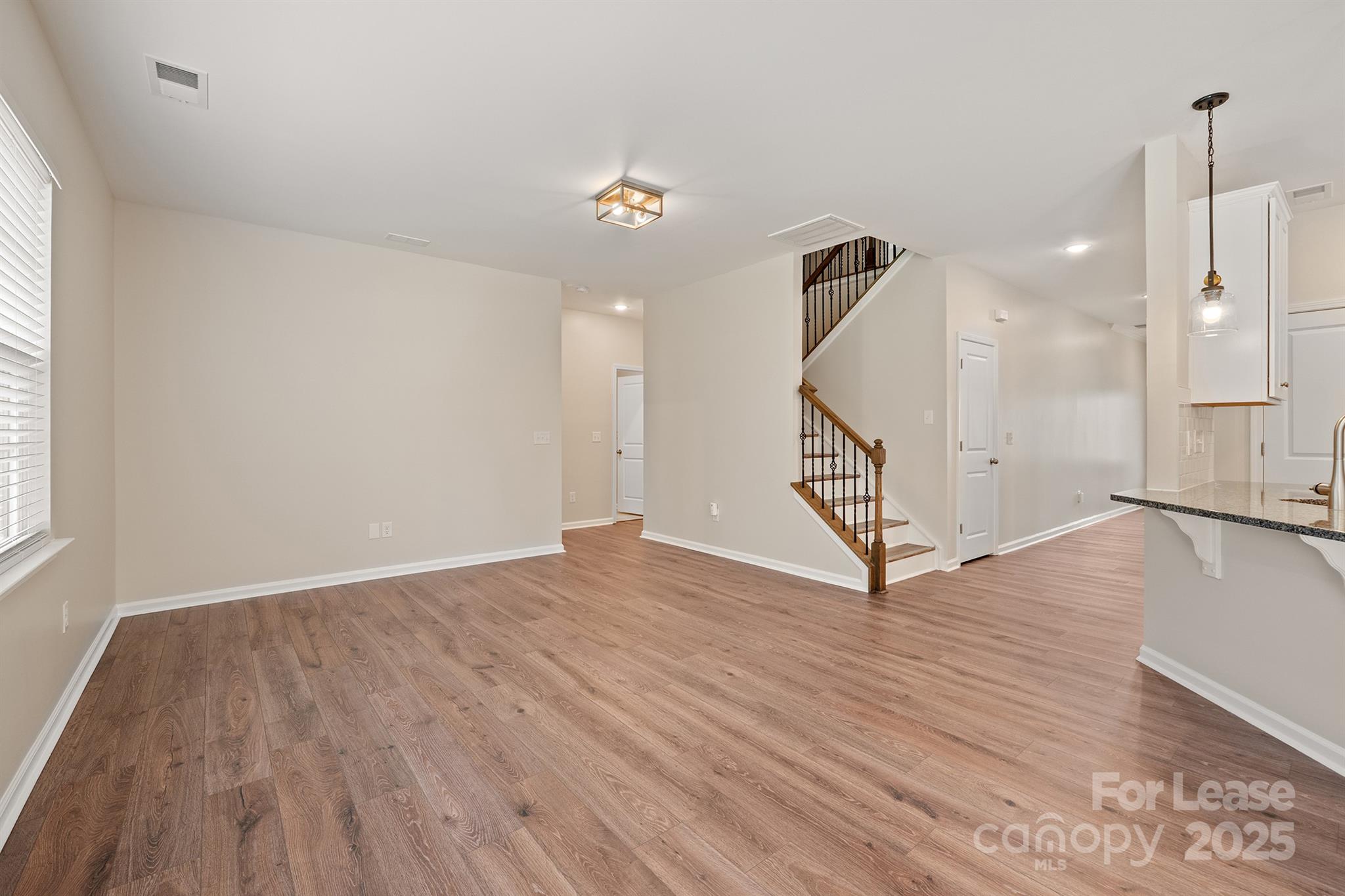 Chateau - Residential Lease