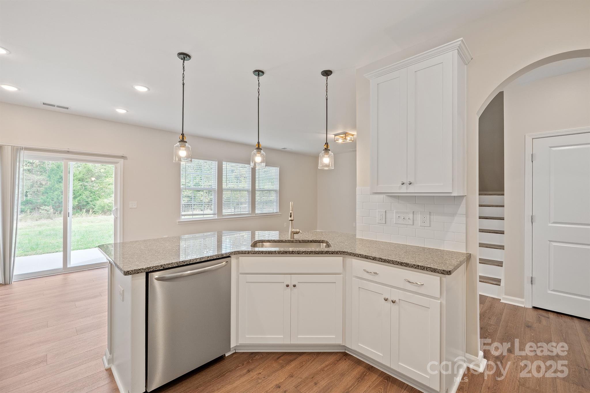 Chateau - Residential Lease