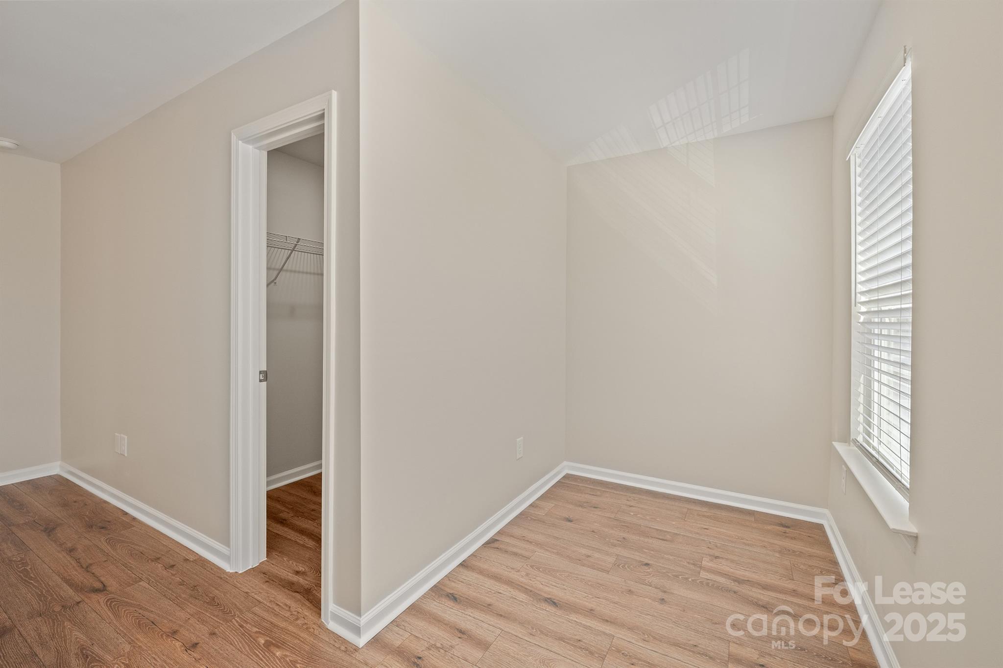 Chateau - Residential Lease