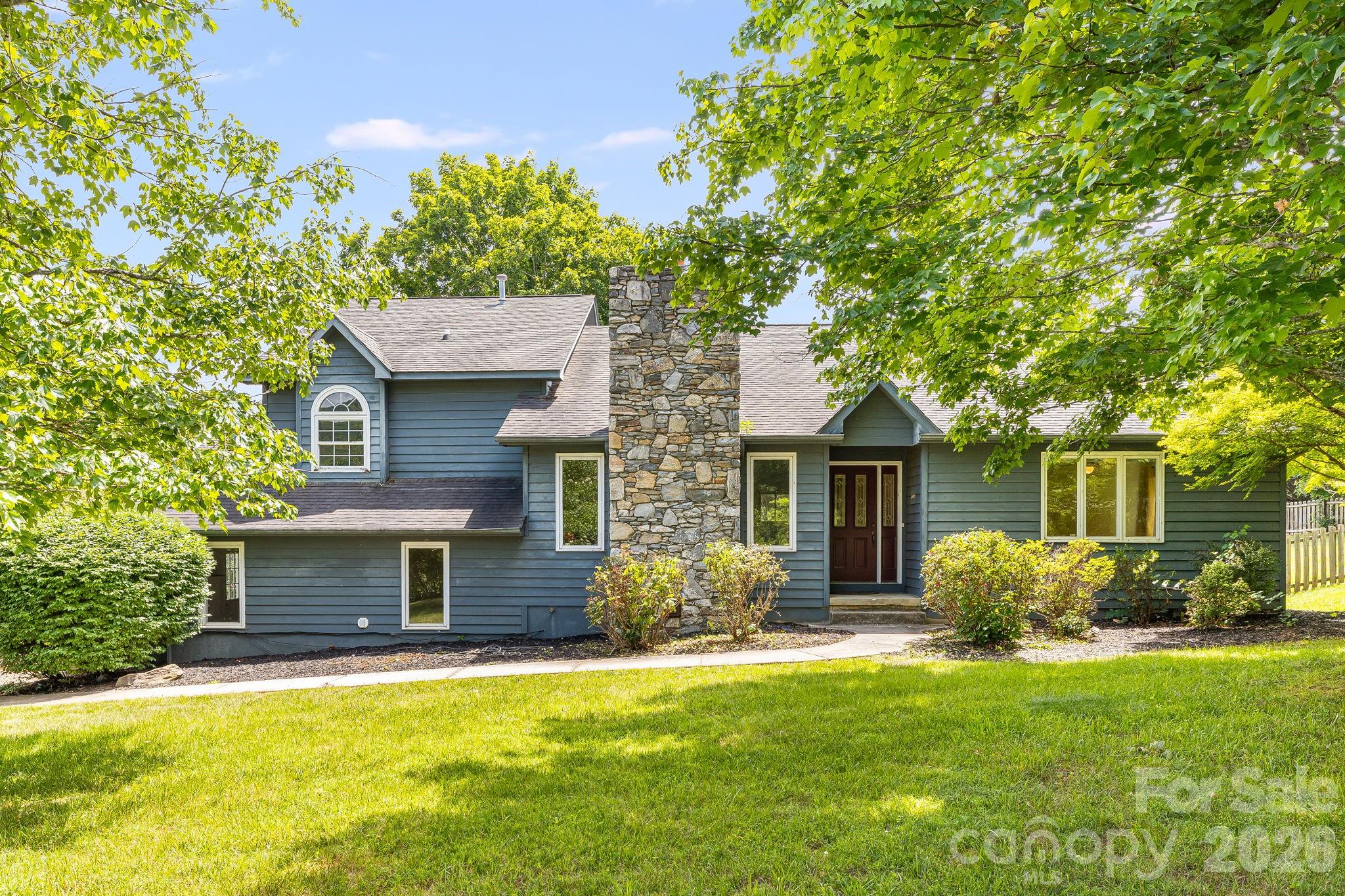 2 Jaks Ridge Drive
