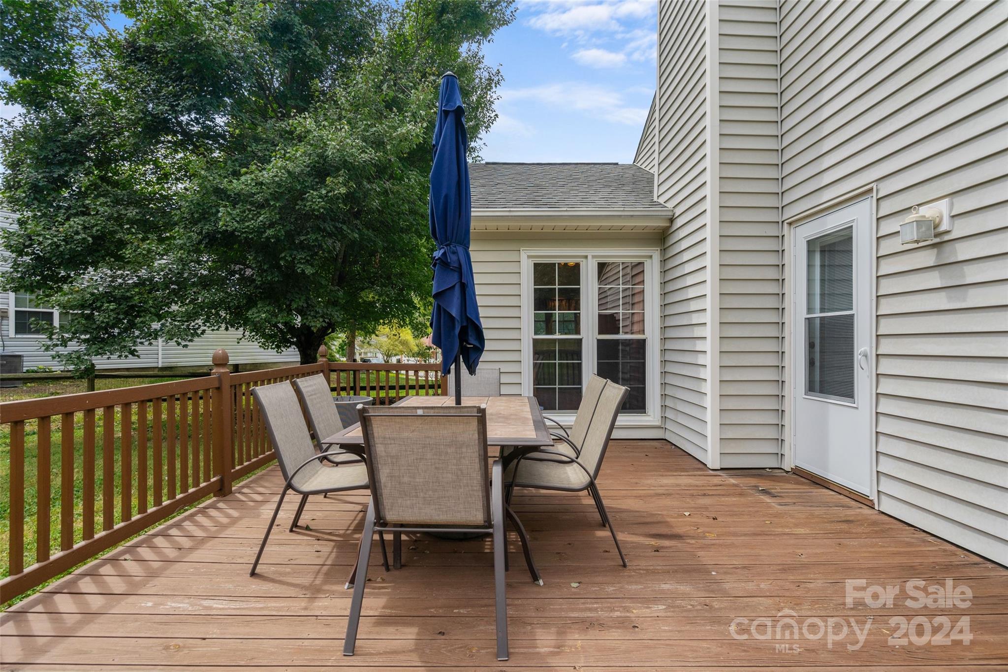 Windrose - Residential