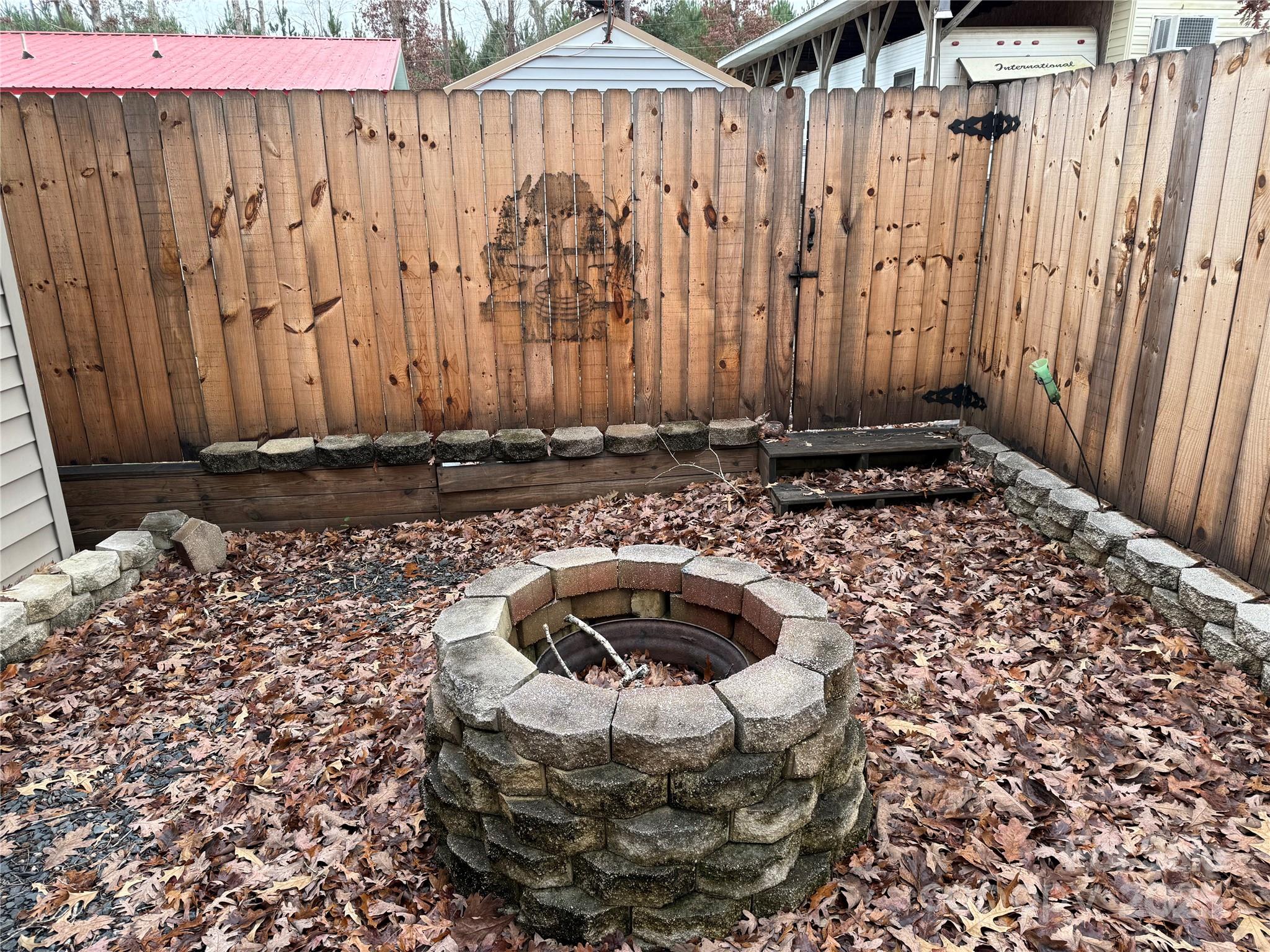 Twin Harbor - Residential