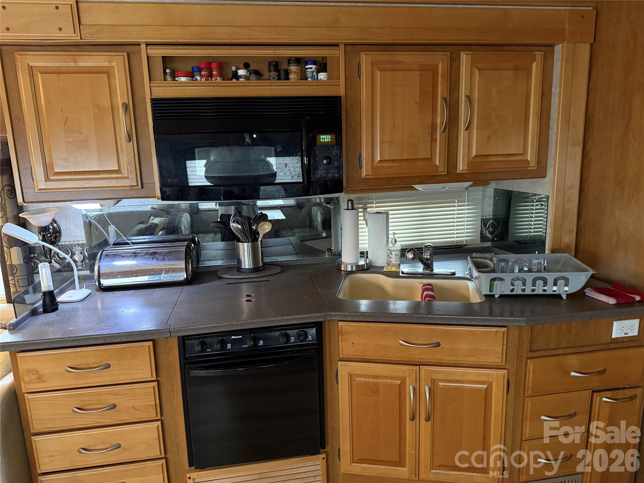 Twin Harbor - Residential