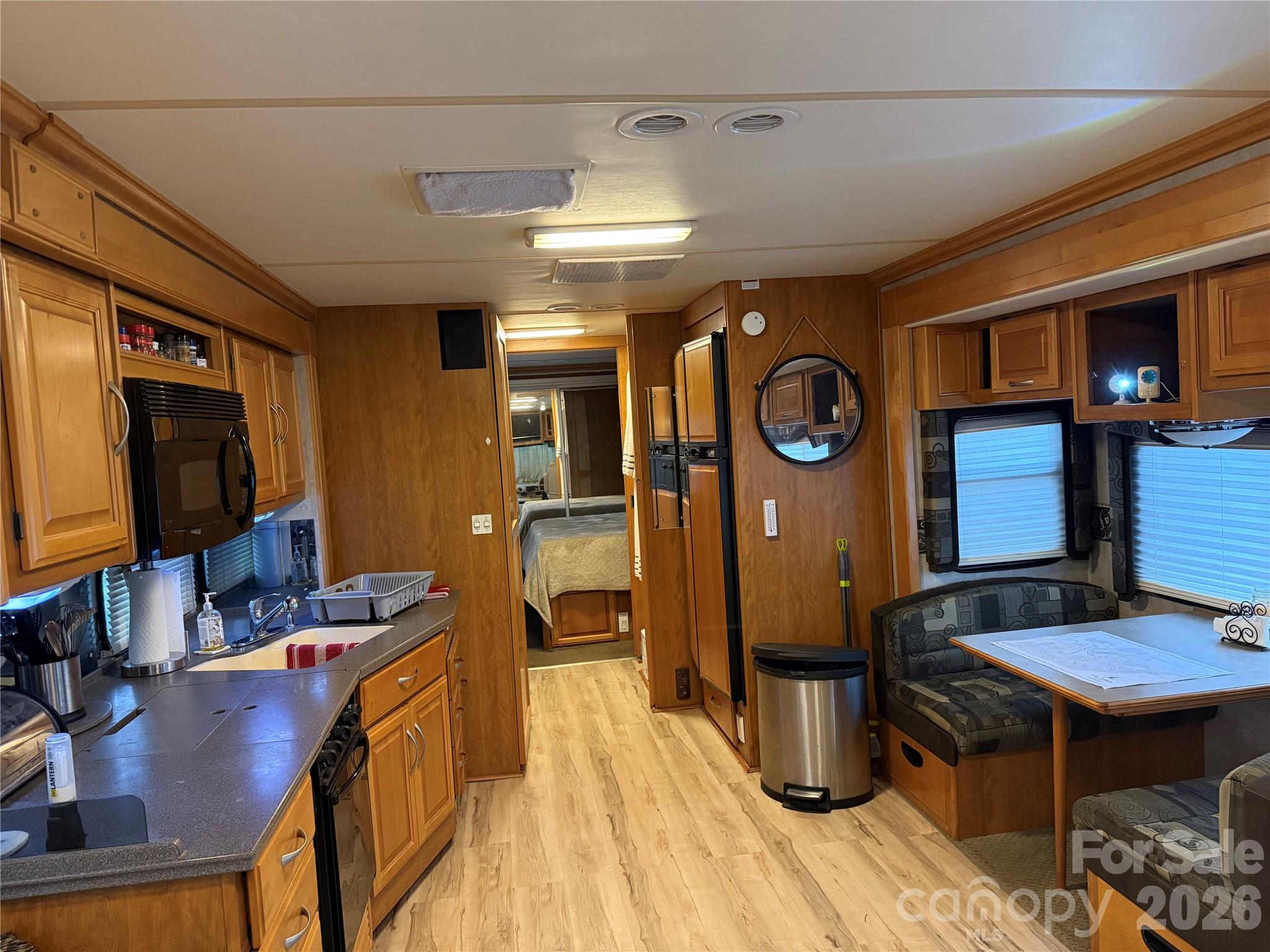 Twin Harbor - Residential