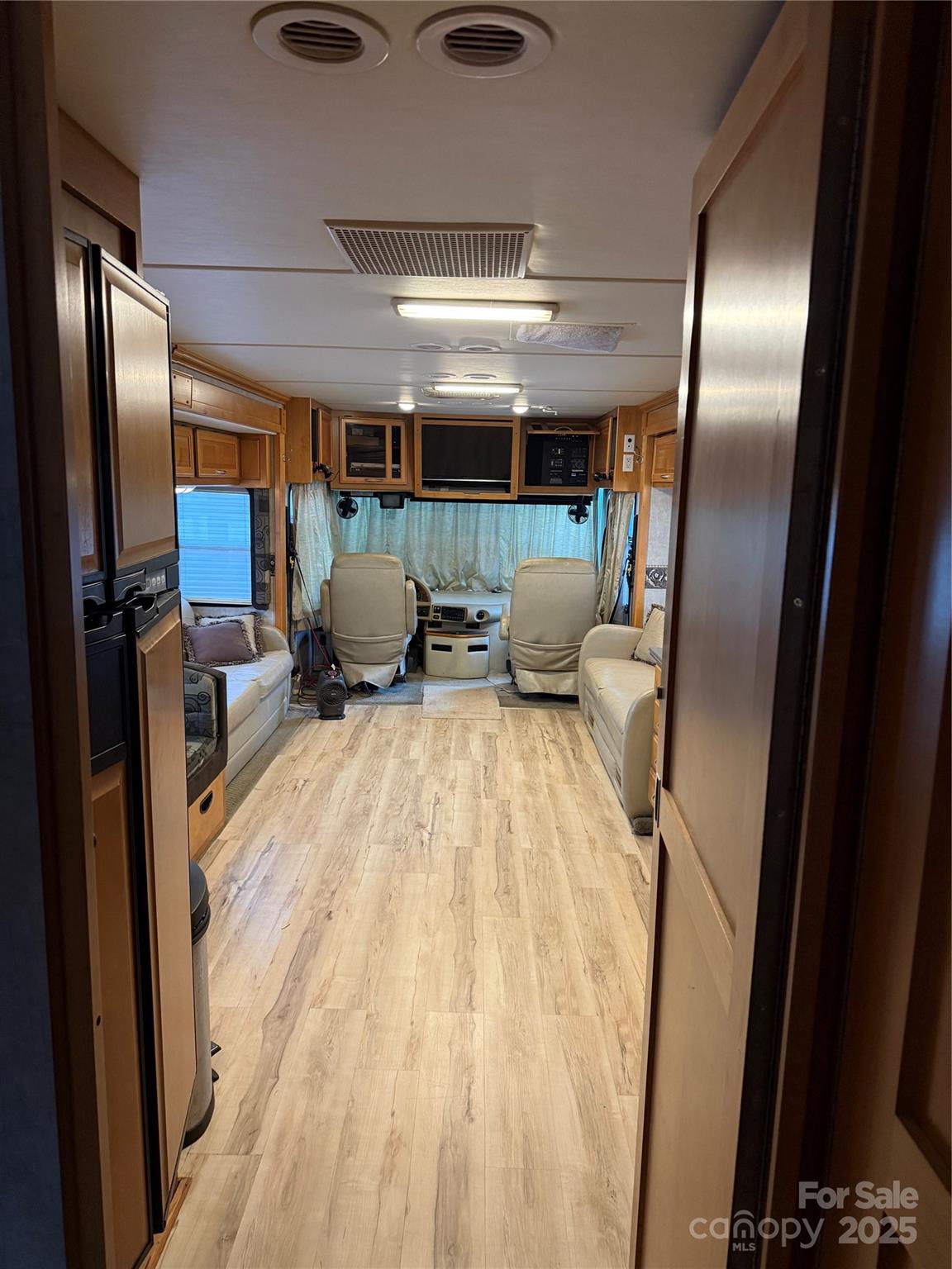 Twin Harbor - Residential