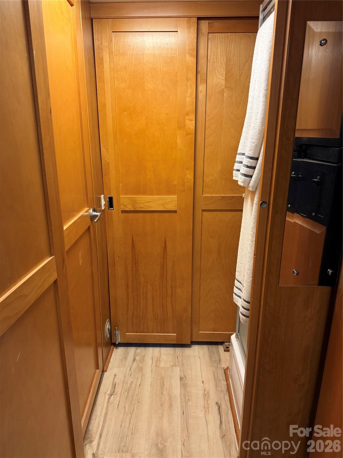 Twin Harbor - Residential