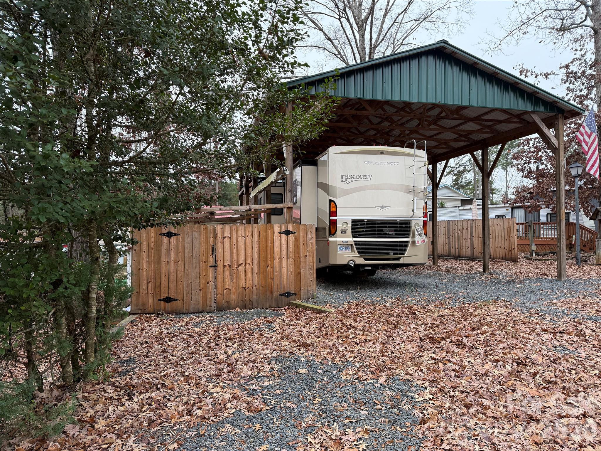 Twin Harbor - Residential