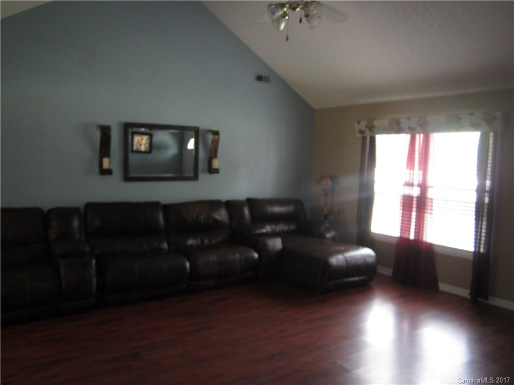 Hallmark Glen - Residential