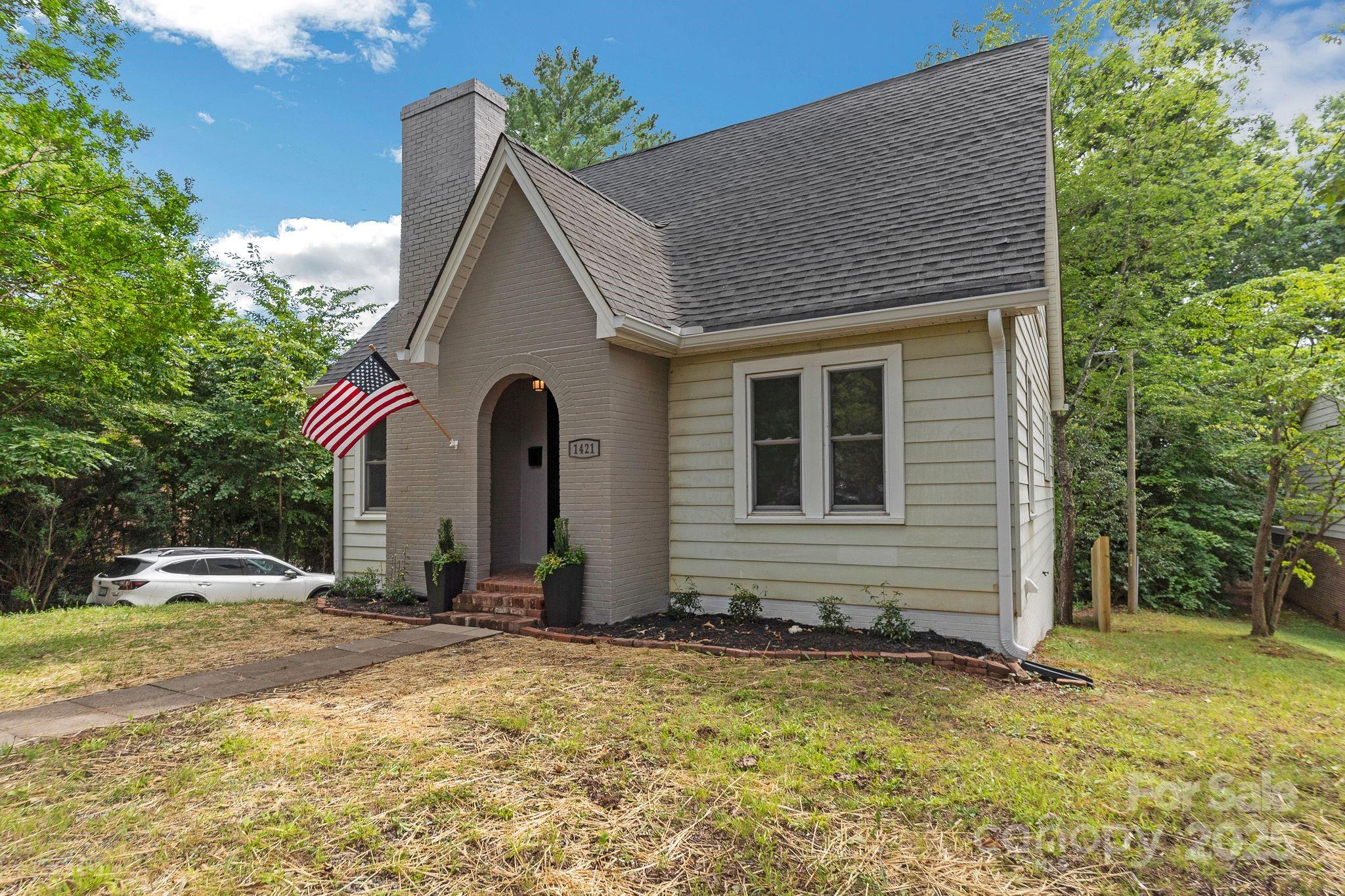 1421 12th Street Drive NW