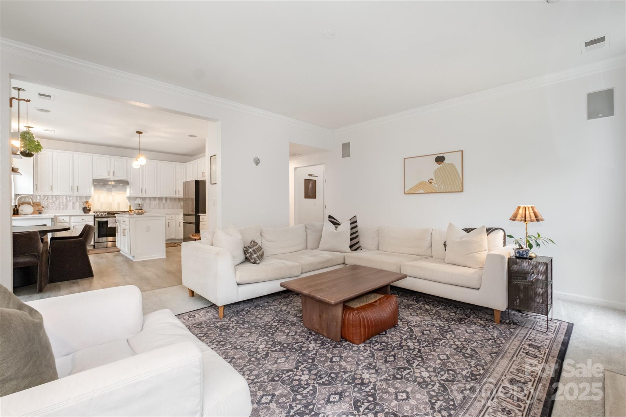 2435 Alaqua Court