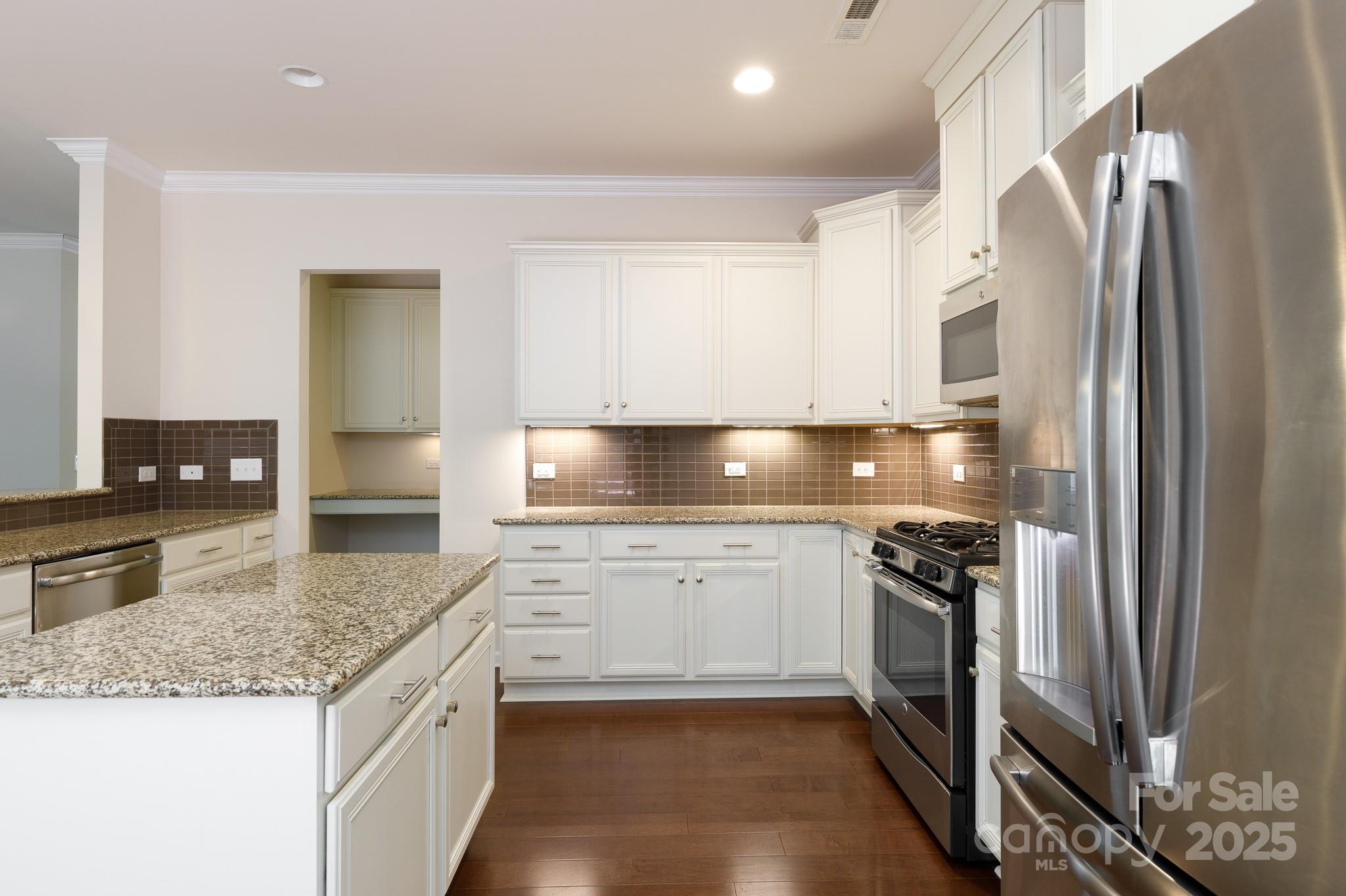 Creekshire Estates - Residential