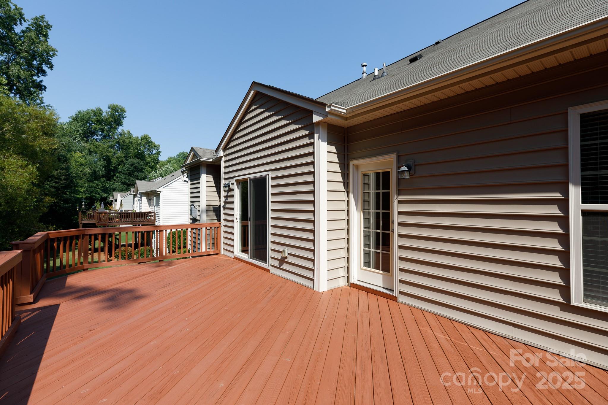 Creekshire Estates - Residential