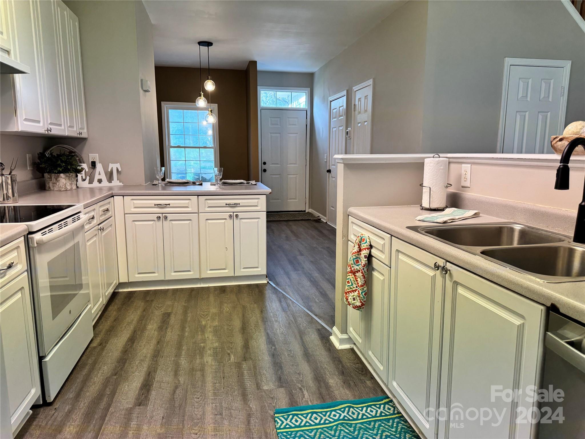 Lakehaven Estates - Residential