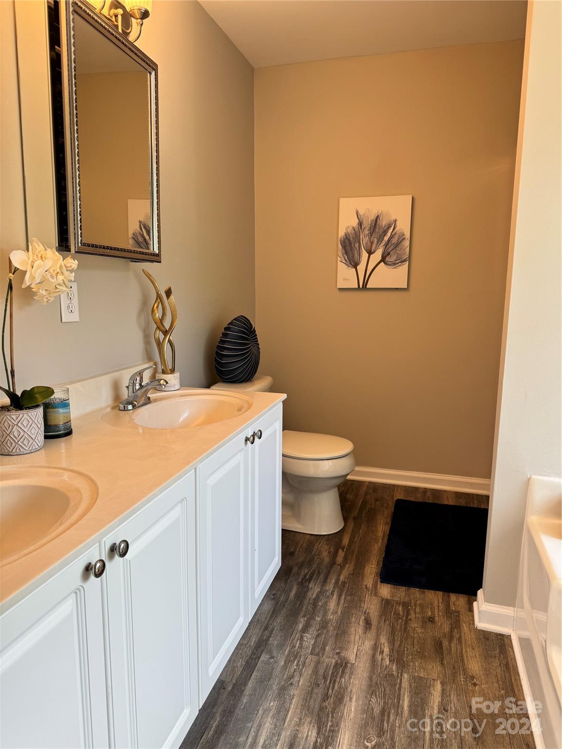 Lakehaven Estates - Residential