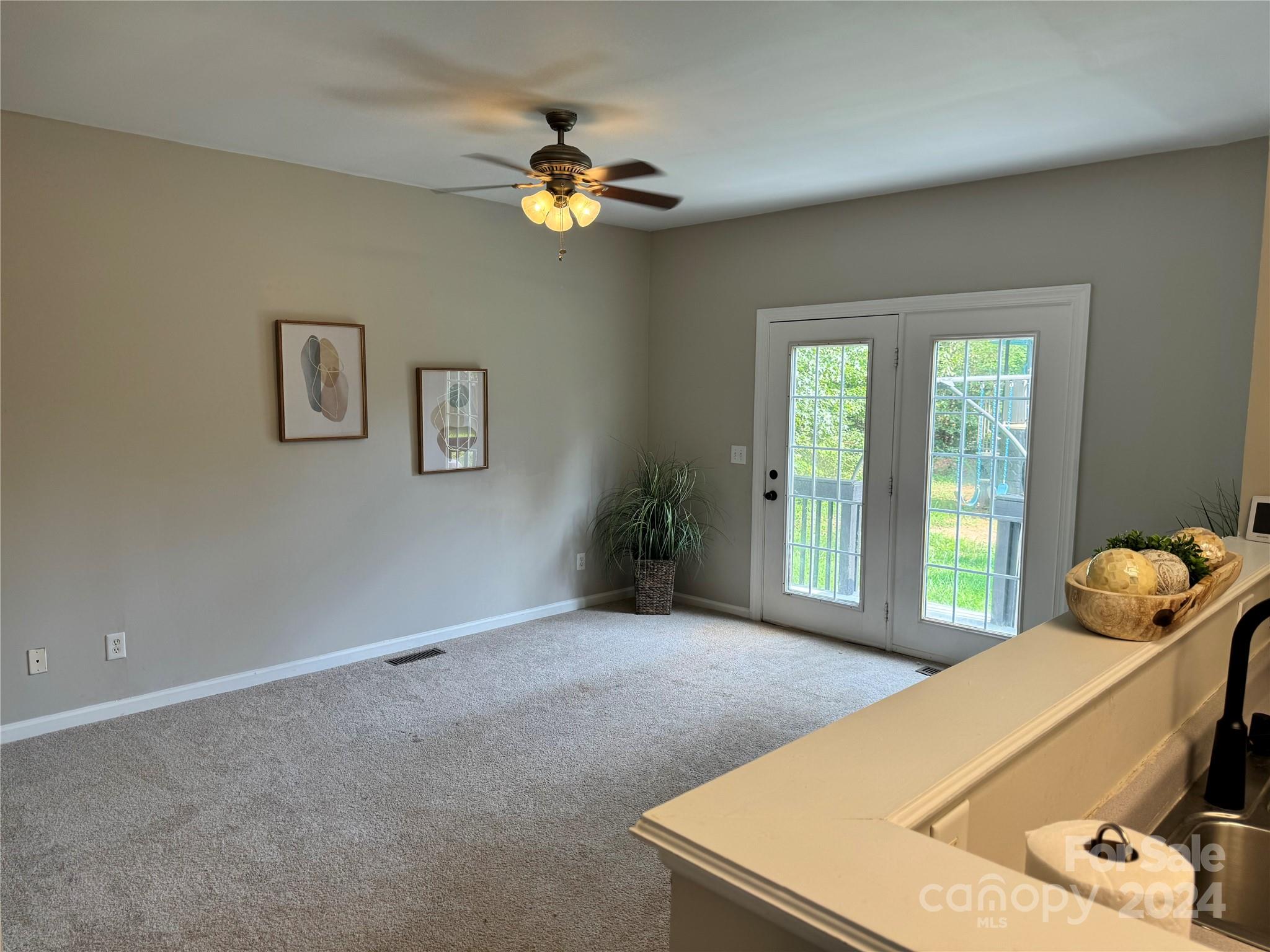 Lakehaven Estates - Residential