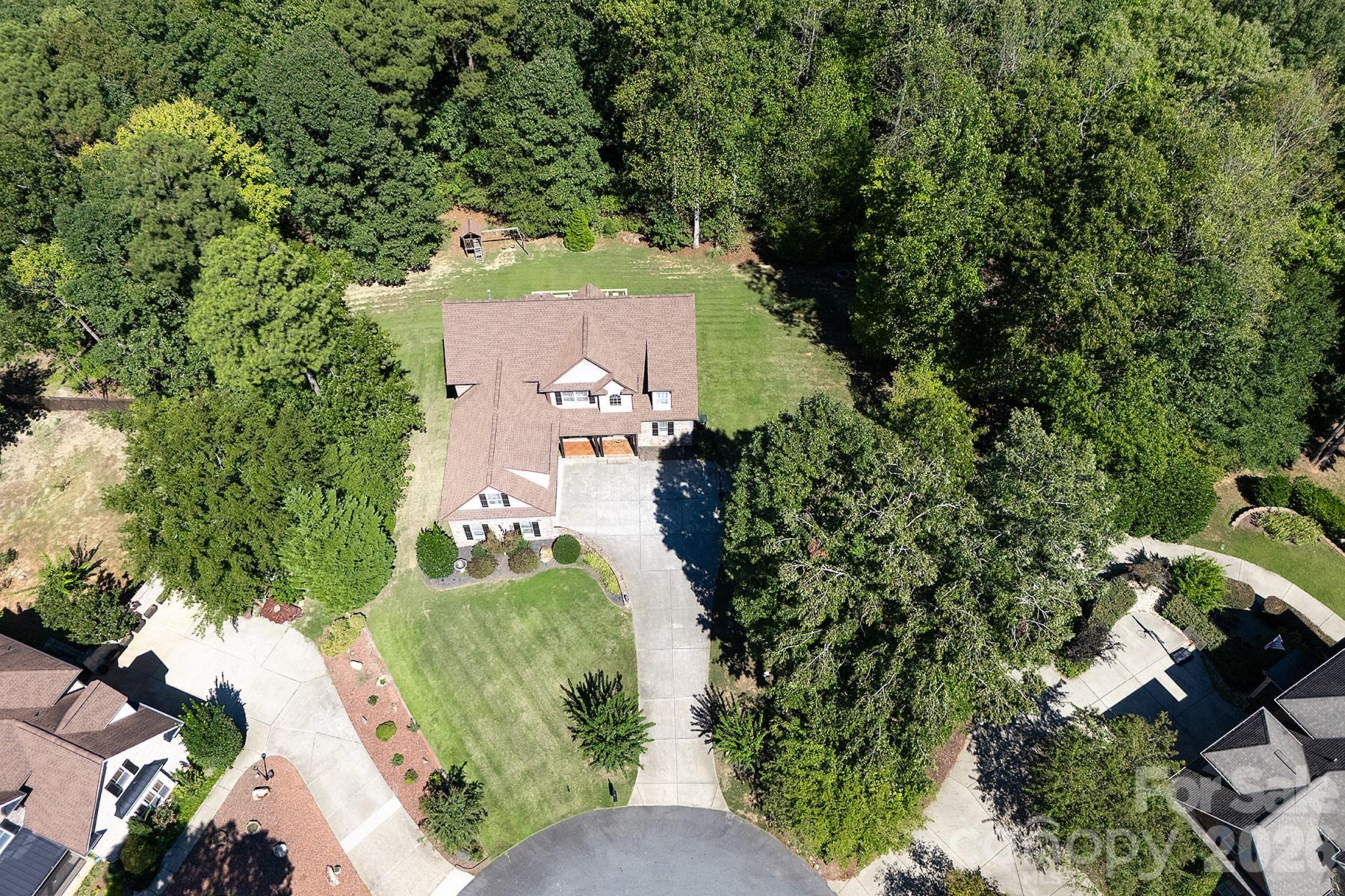 394 Stone Cliff Lane