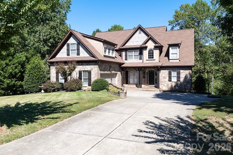 Photo of 394 Stone Cliff Lane, Lake Wylie, SC 29710 (MLS # 4360878)