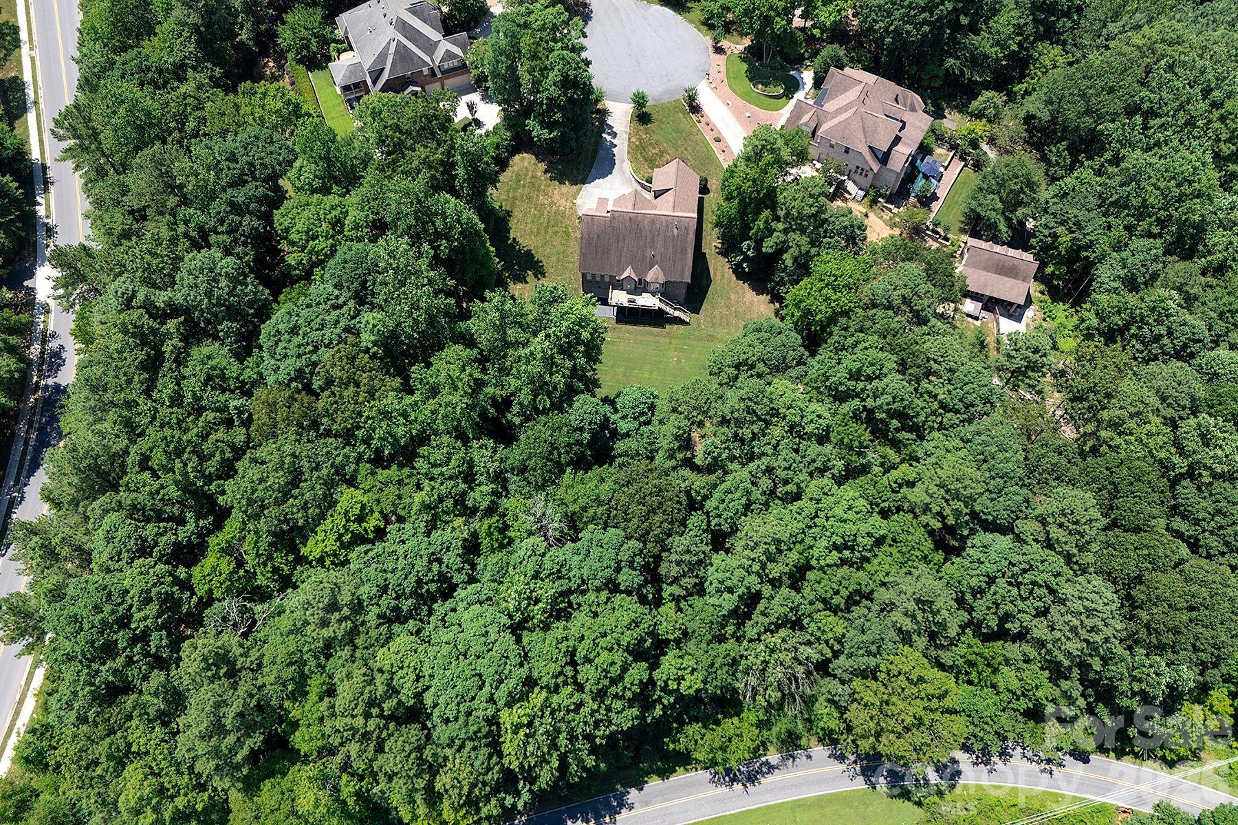 394 Stone Cliff Lane