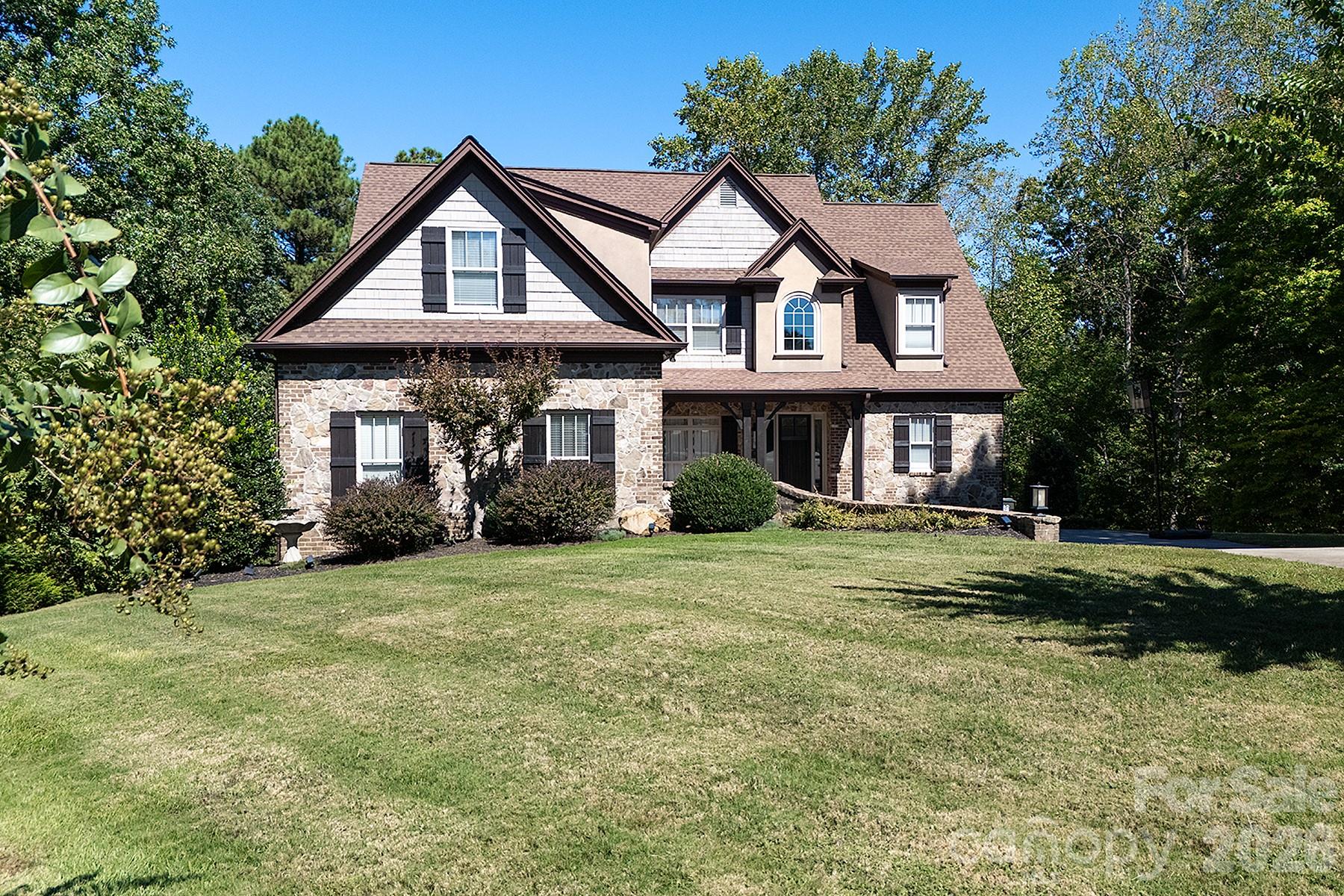 394 Stone Cliff Lane