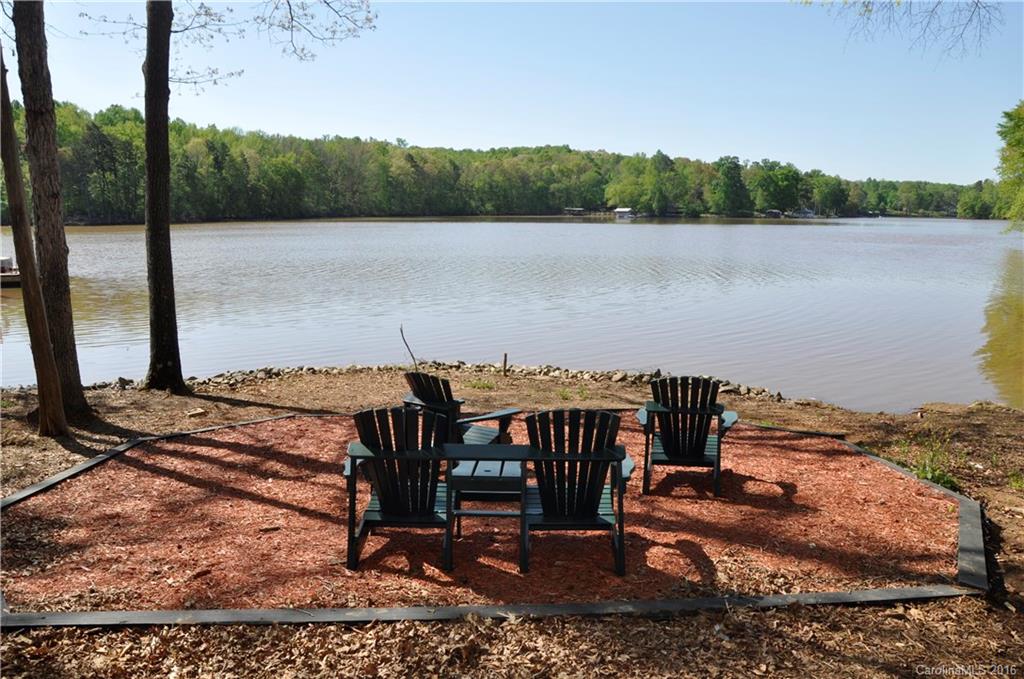 The Vineyards on Lake Wylie - Residential
