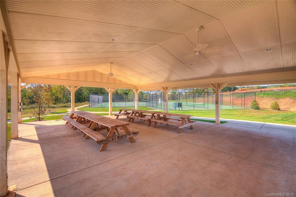 The Vineyards on Lake Wylie - Residential