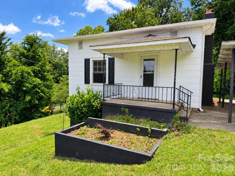Photo of 409 W Virginia Avenue, Bessemer City, NC 28016 (MLS # 4434463)