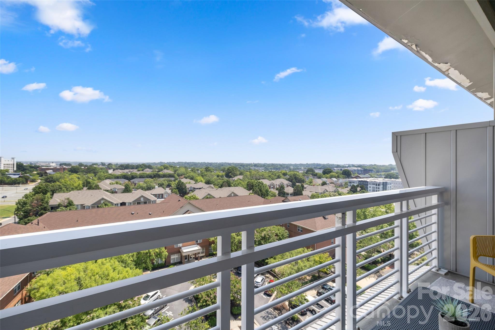 505 E 6th Street 915