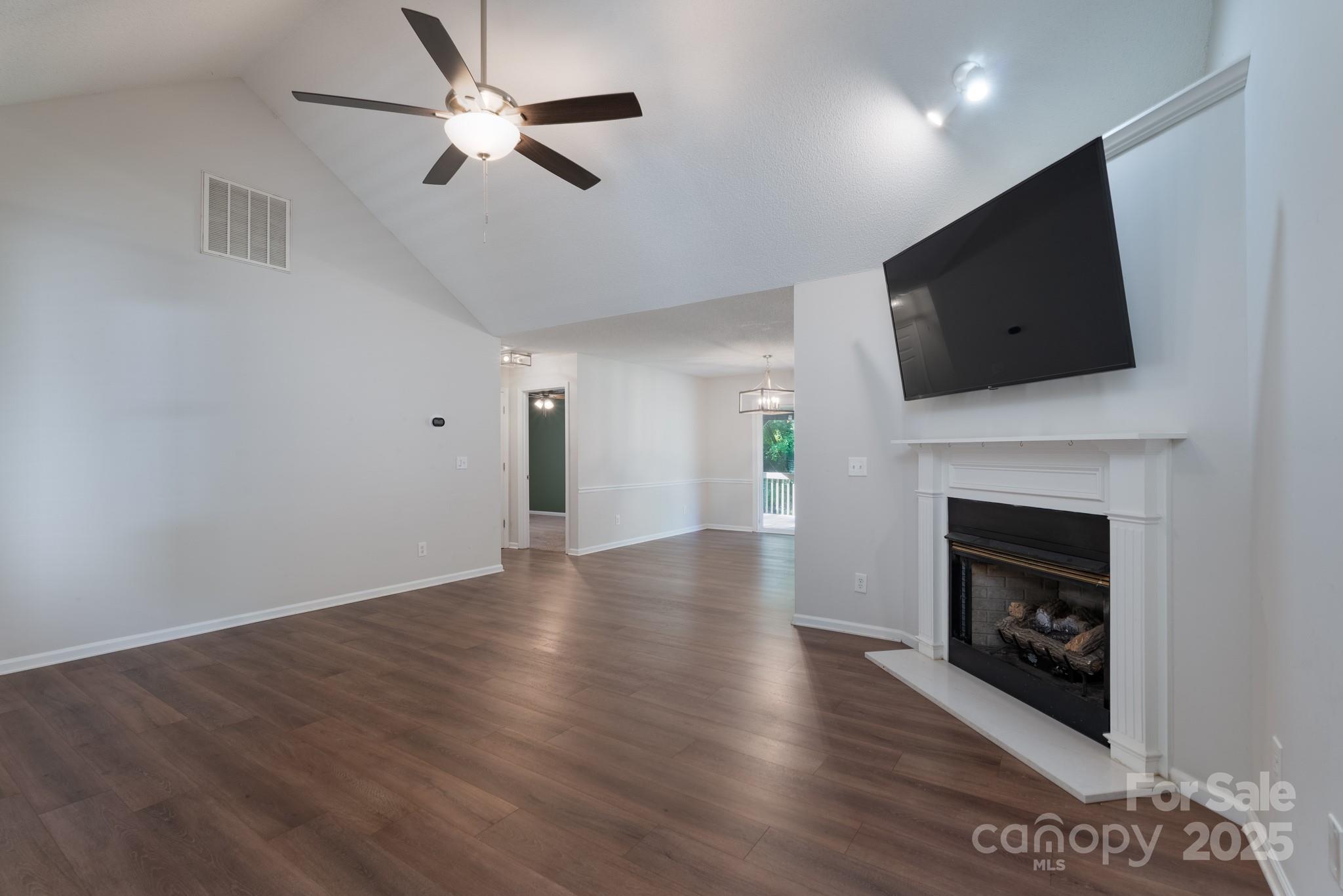 Oakdale Woods - Residential