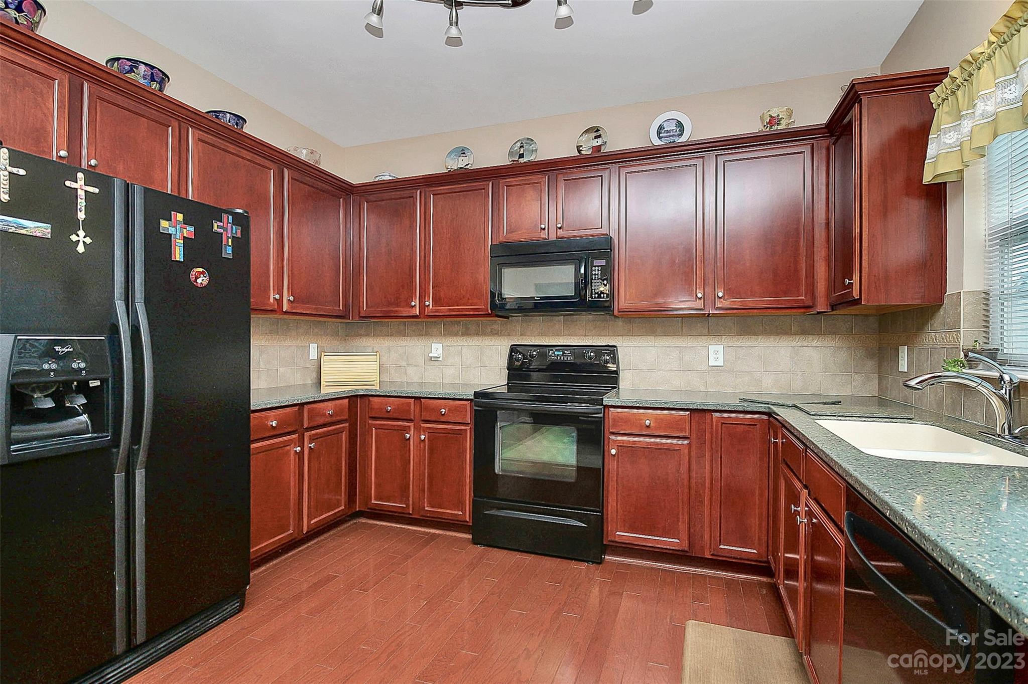 Rocky River Crossing - Residential