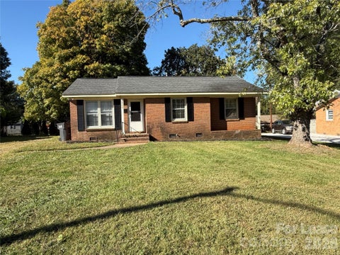 Photo of 3732 Seaman Drive, Charlotte, NC 28217 (MLS # 4437214)