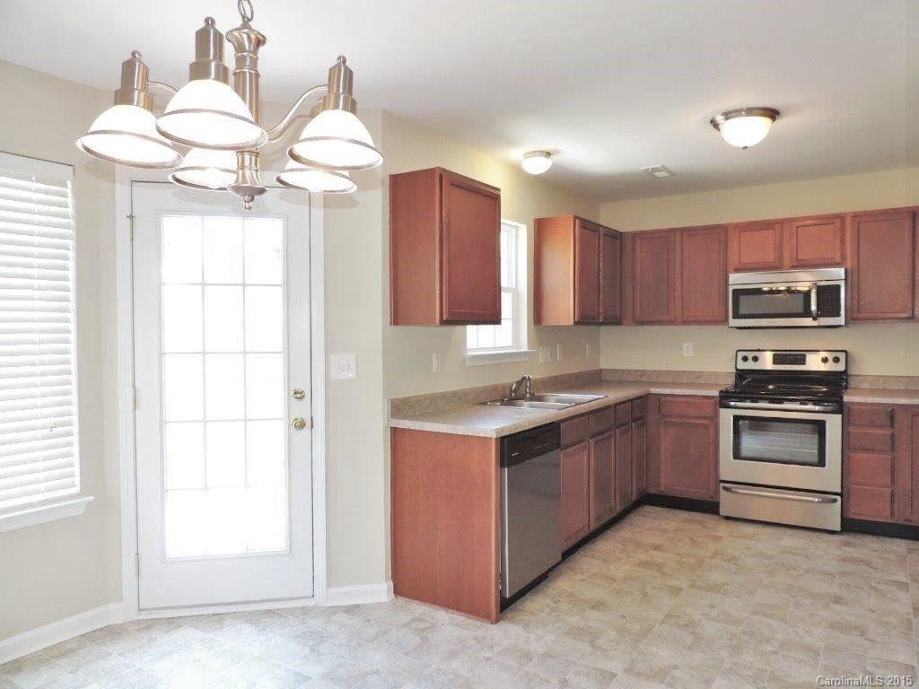 Jones Branch - Residential